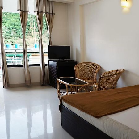 Hotel Royal Nest Vandiperiyār Dış mekan fotoğraf