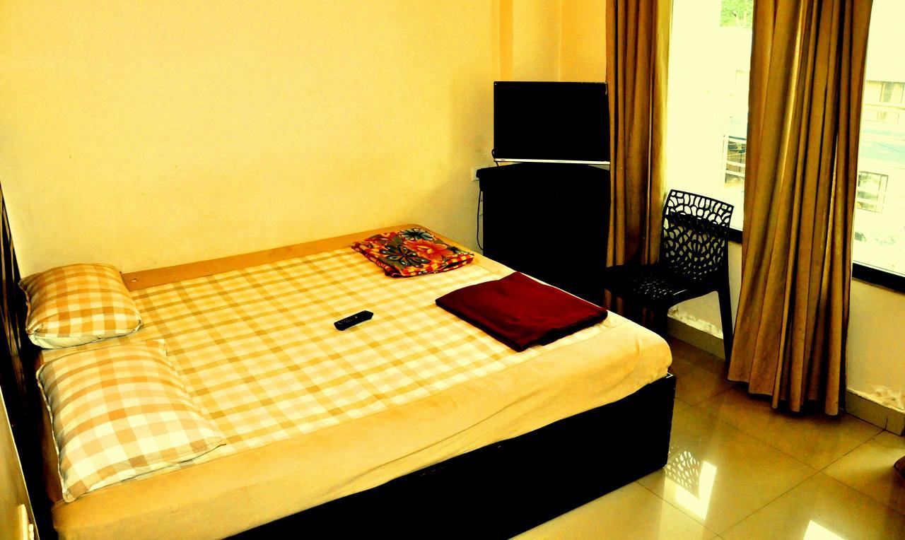 Hotel Royal Nest Vandiperiyār Dış mekan fotoğraf