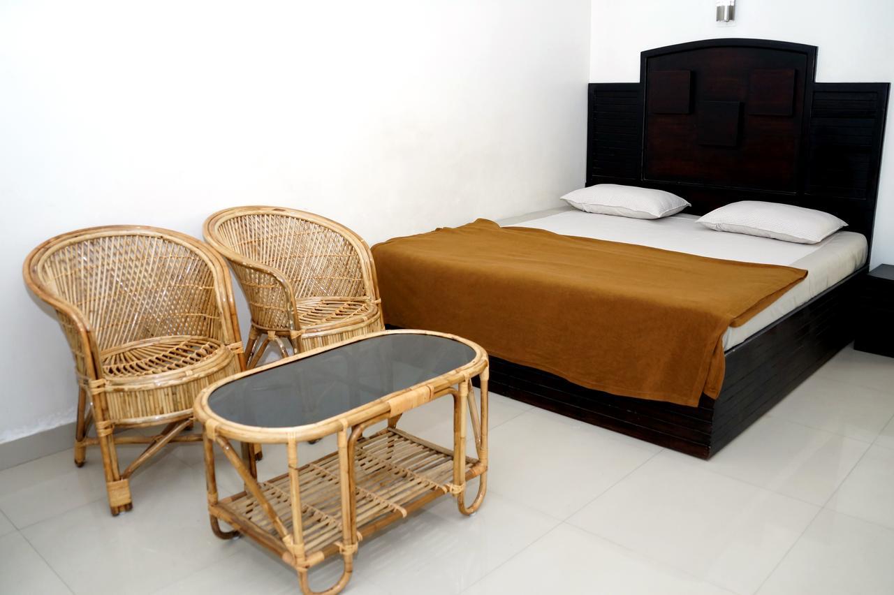 Hotel Royal Nest Vandiperiyār Dış mekan fotoğraf